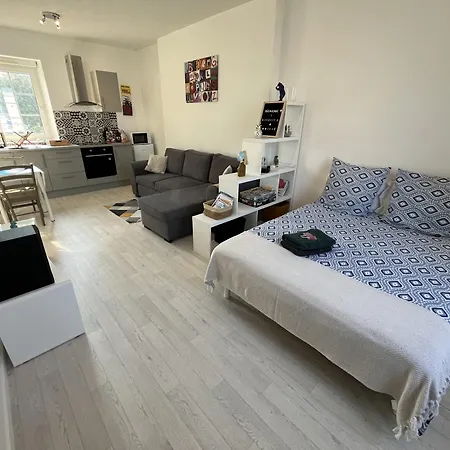 Apartmán Beau Avec Vue Sur Et Parking Gratuit *
