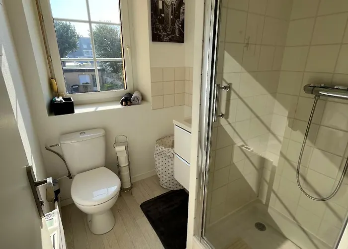 Apartment Beau Avec Vue Sur Et Parking Gratuit *